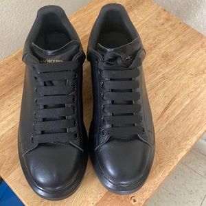 Alexander Mcqueens Black